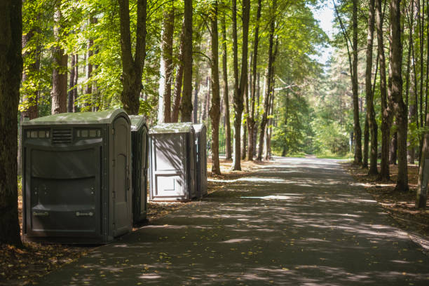 Best Portable restroom trailer rental  in Sullivan, IL